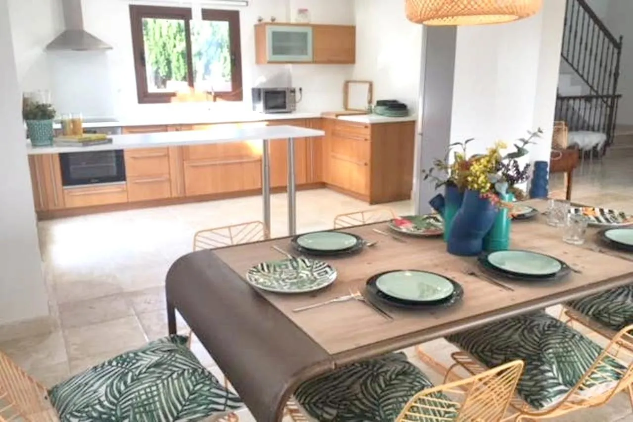 Elegant Villa Marbella + Pool